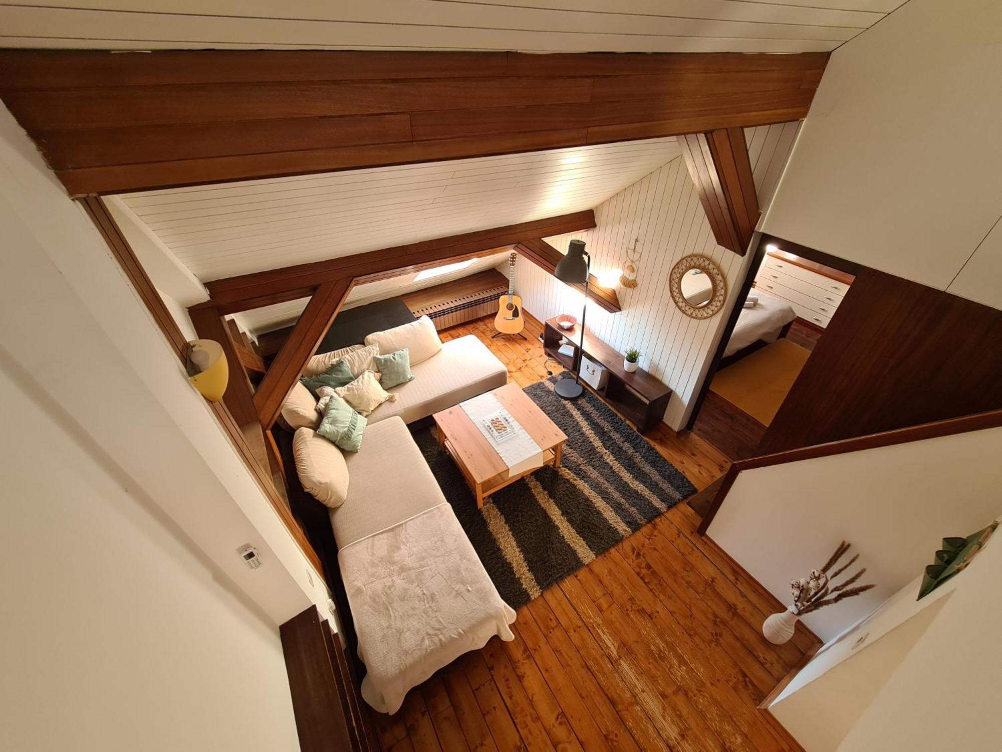 Old Town Cabin Apartment ซาเกร็บ ภายนอก รูปภาพ